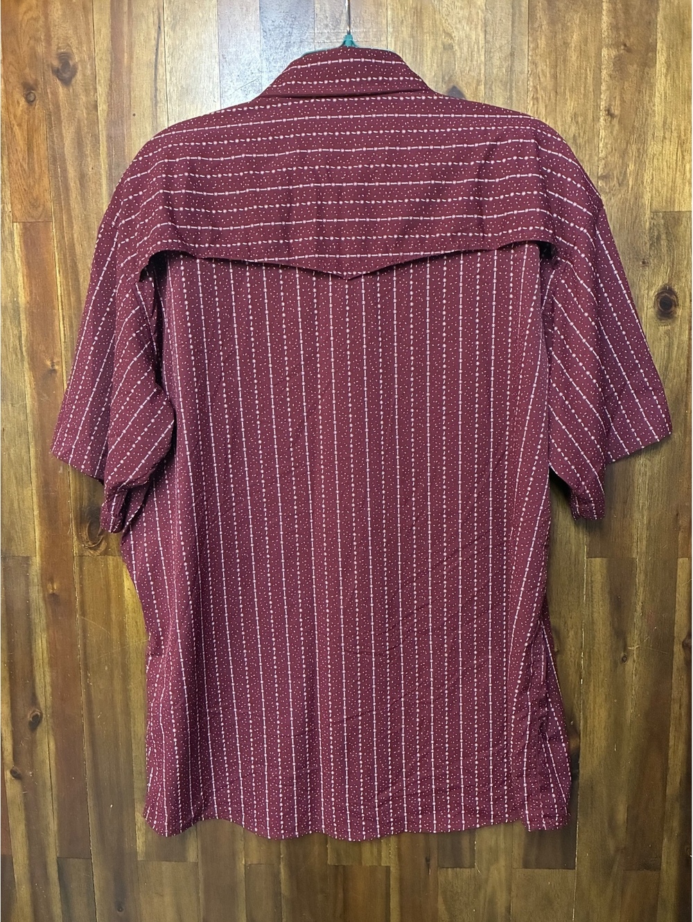 Poncho Maroon Farmer Western Short Sleeve Pearl Snap Shirt Size M Regular Fit - Picture 2 of 14